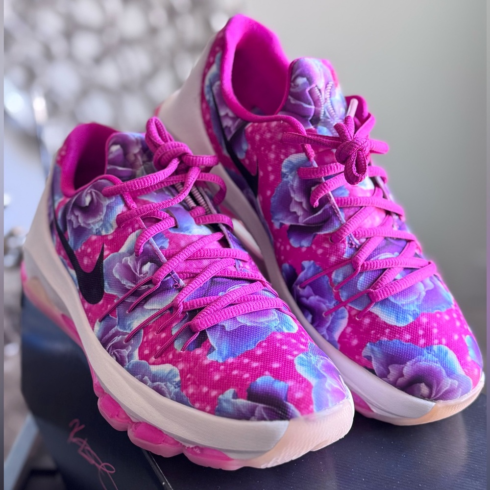 Nike KD 8 Aunt Pearl Pink Premium Sneakers - GS Sz 6/Womens Sz 7.5 - New in Box